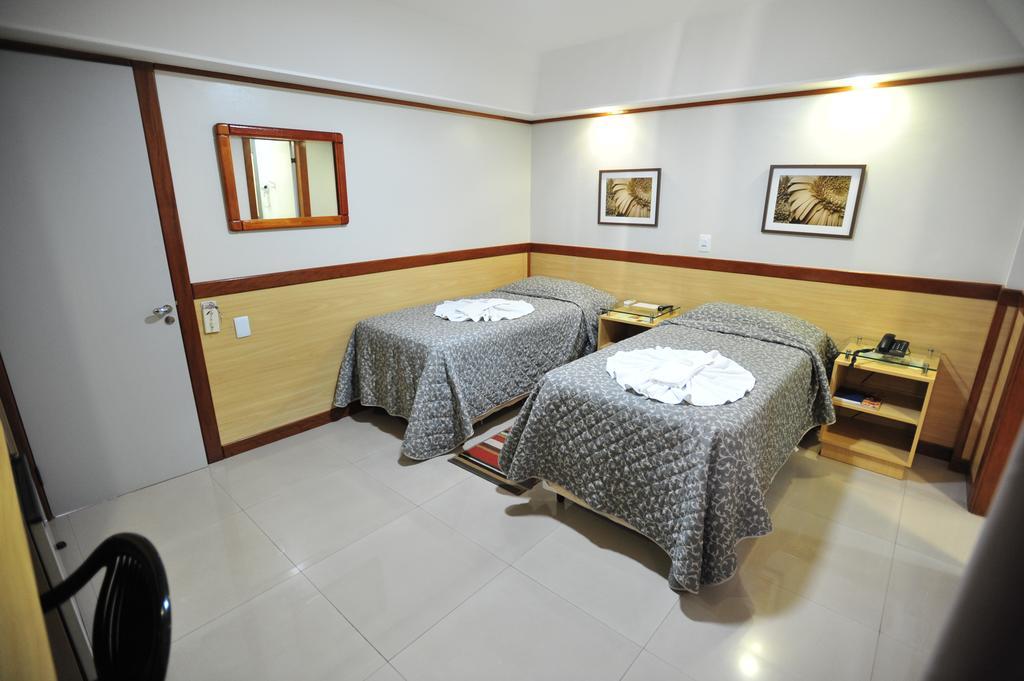Hotel Premium Plaza Muriaé Zewnętrze zdjęcie