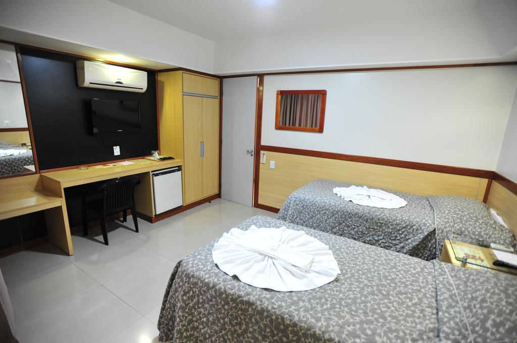 Hotel Premium Plaza Muriaé Zewnętrze zdjęcie